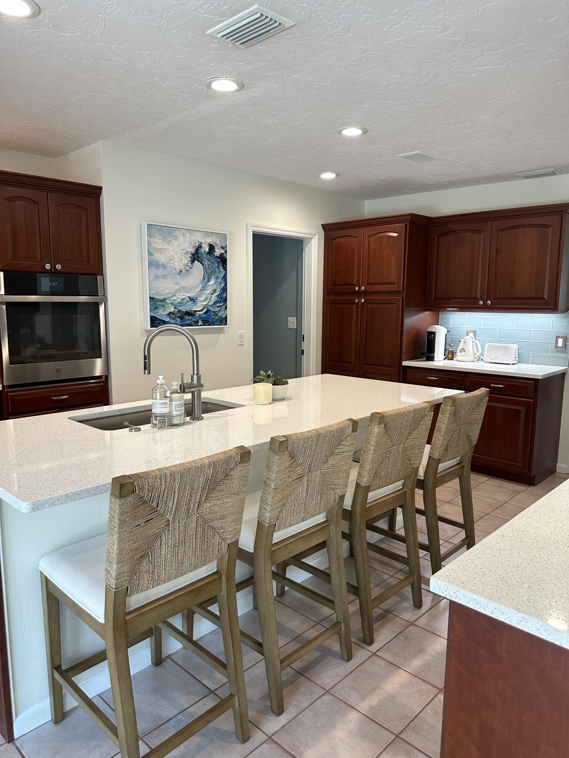 Kitchen island